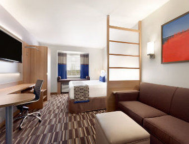 Microtel & By Wyndham Philadelphia Airport Hotel